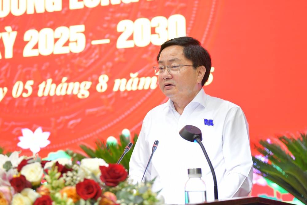 Bí thư Tỉnh uỷ Tây Ninh Nguyễn Văn Quyết chỉ đạo rút kinh nghiệm công tác tổ chức đại hội