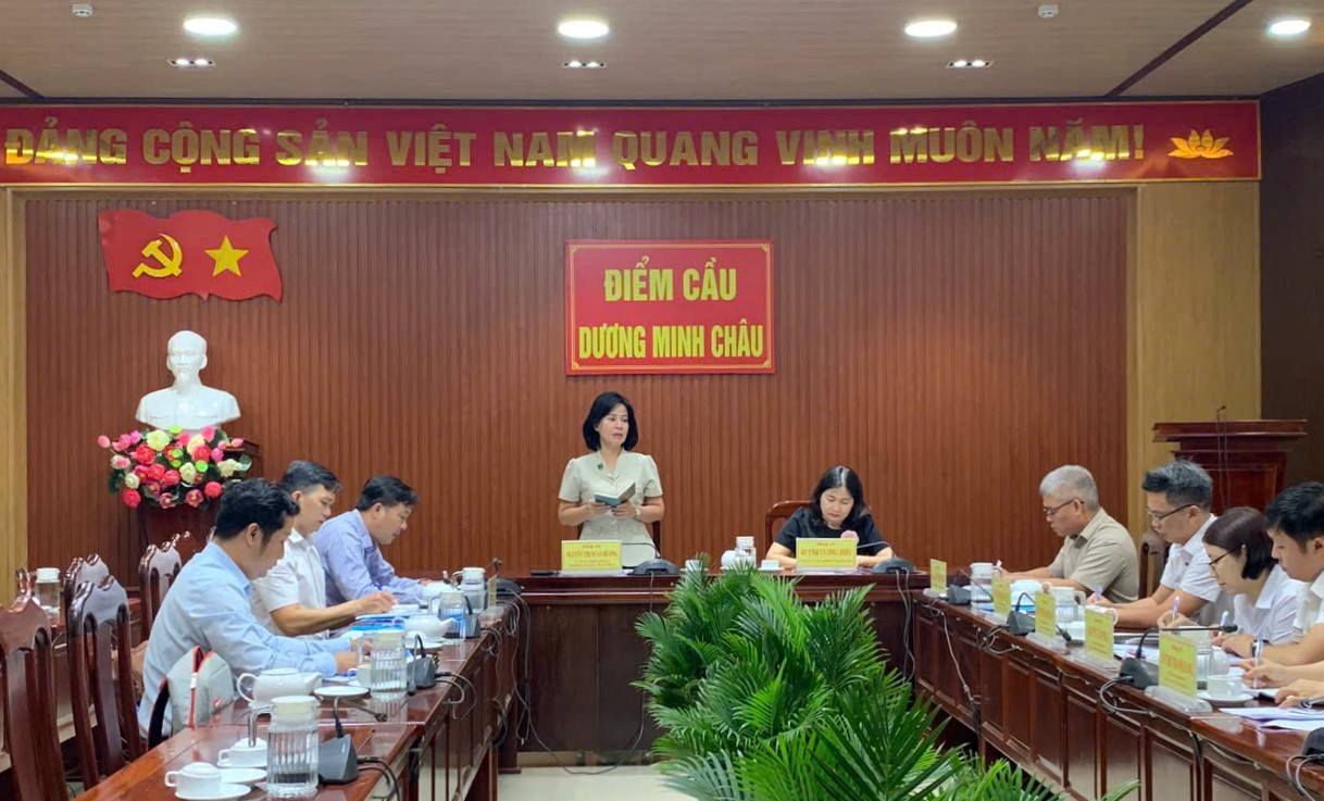 Trưởng Ban Tuyên giáo và Dân vận Tỉnh uỷ thăm, làm việc với Đảng uỷ phường Long Hoa và Đảng uỷ xã Dương Minh Châu